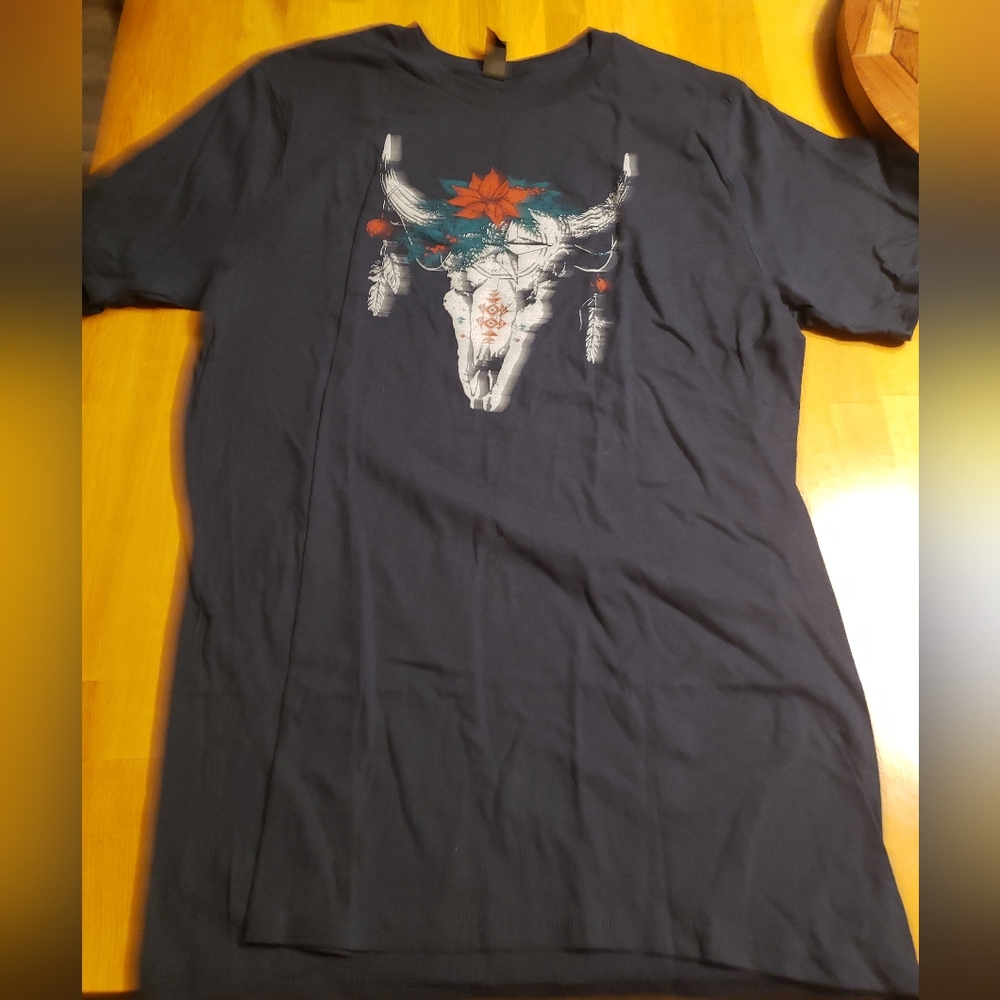 Men's Navy Graphic T-Shirt